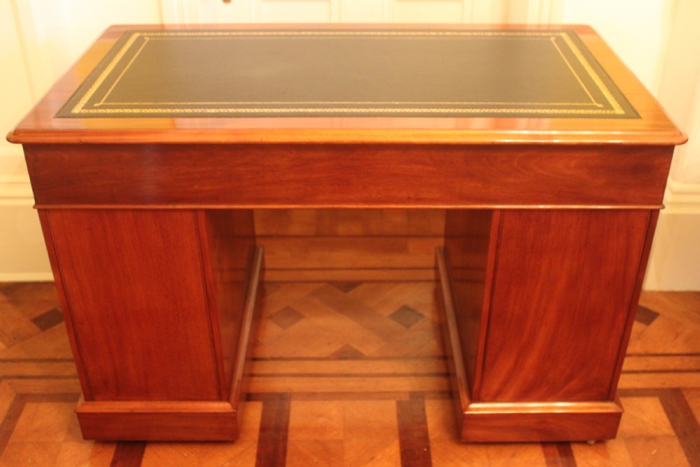 An unusal Victorian mahogany pedestal desk View IV