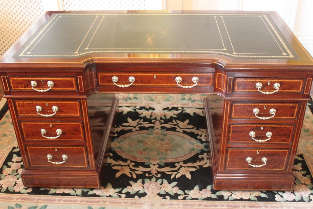 Late 19th century Sheraton Revival desk View III