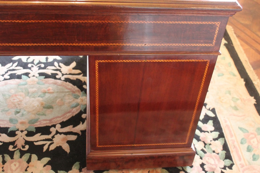 Late 19th century Sheraton Revival desk View VIII