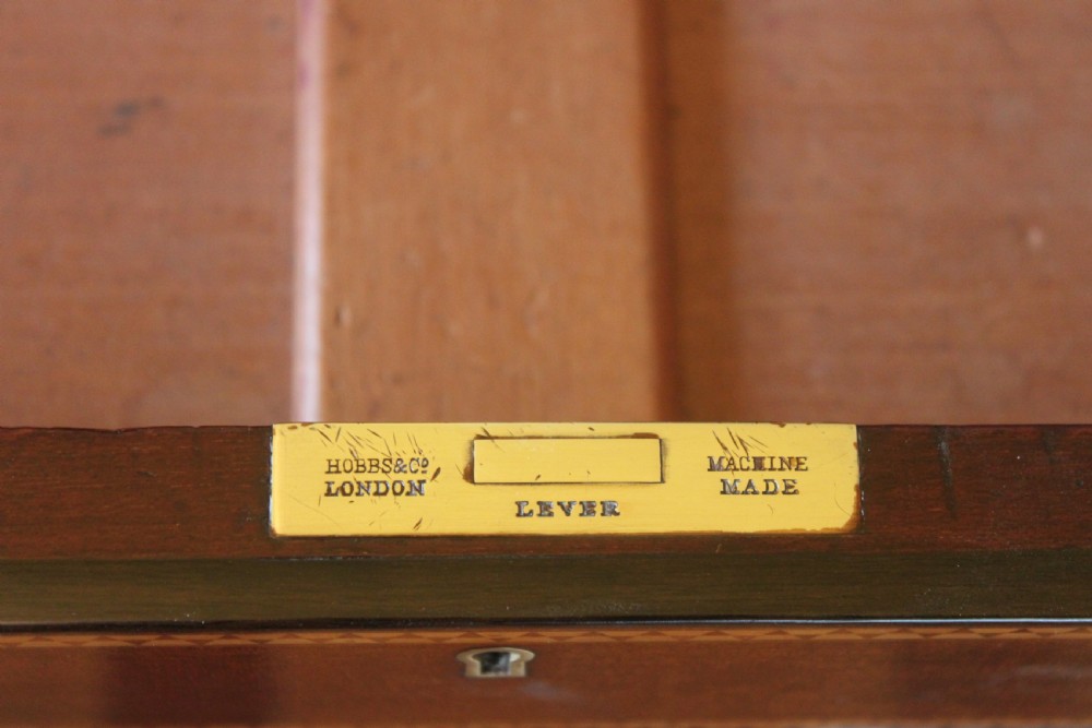 Late 19th century Sheraton Revival desk View XIII
