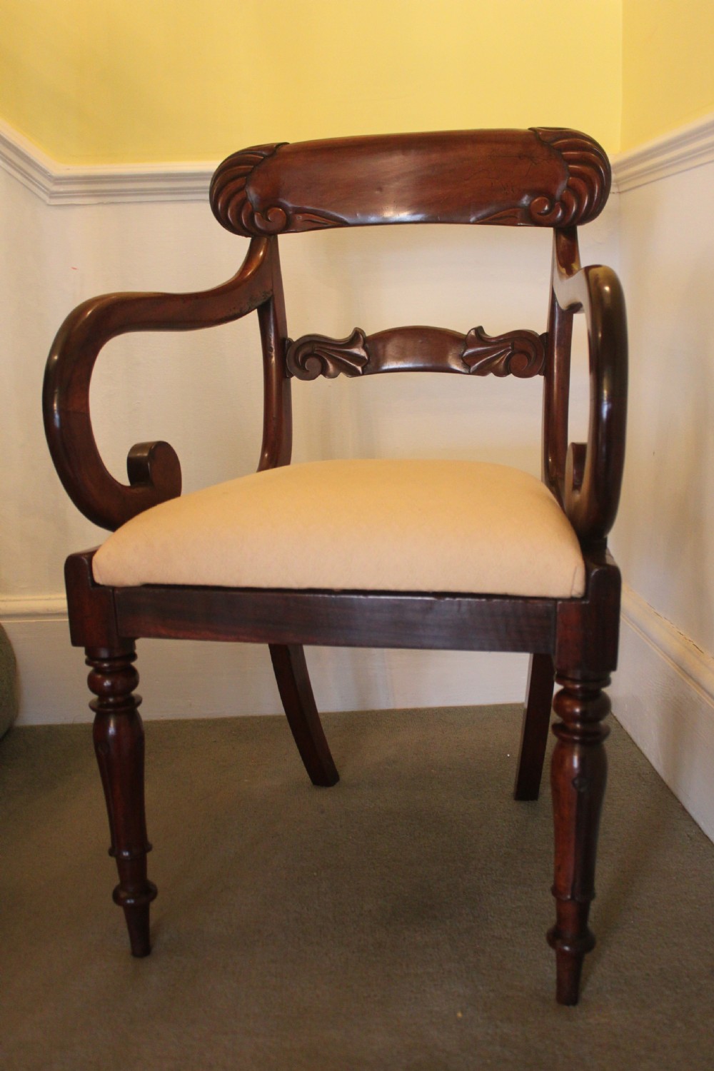 Set of six William IV mahogany dining chairs with one armchair View VIII