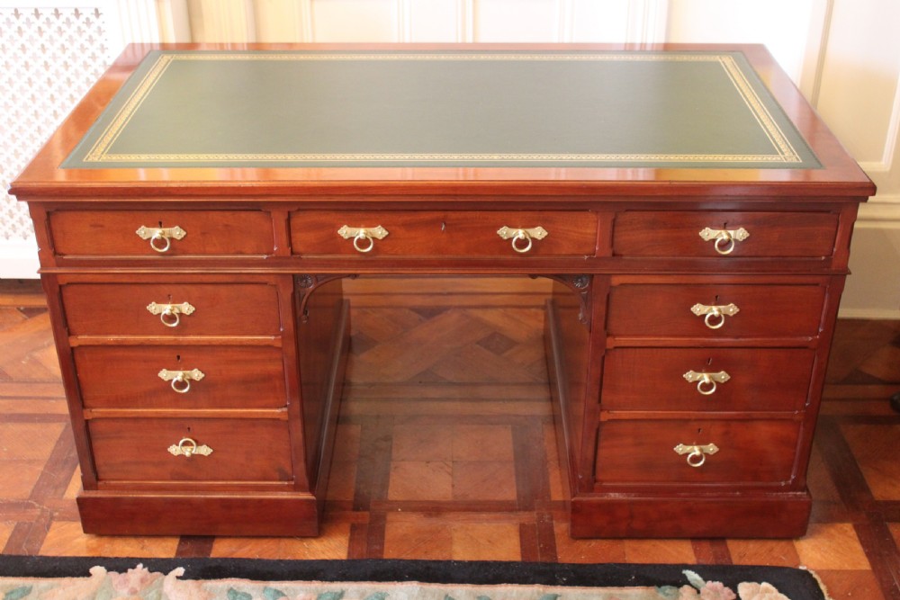Late 19th century American walnut pedestal  partners desk