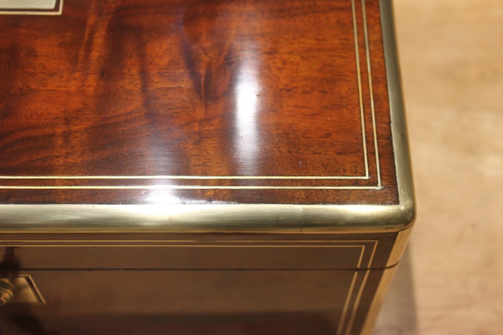Burr walnut writing slope with Bramah lock & key View V