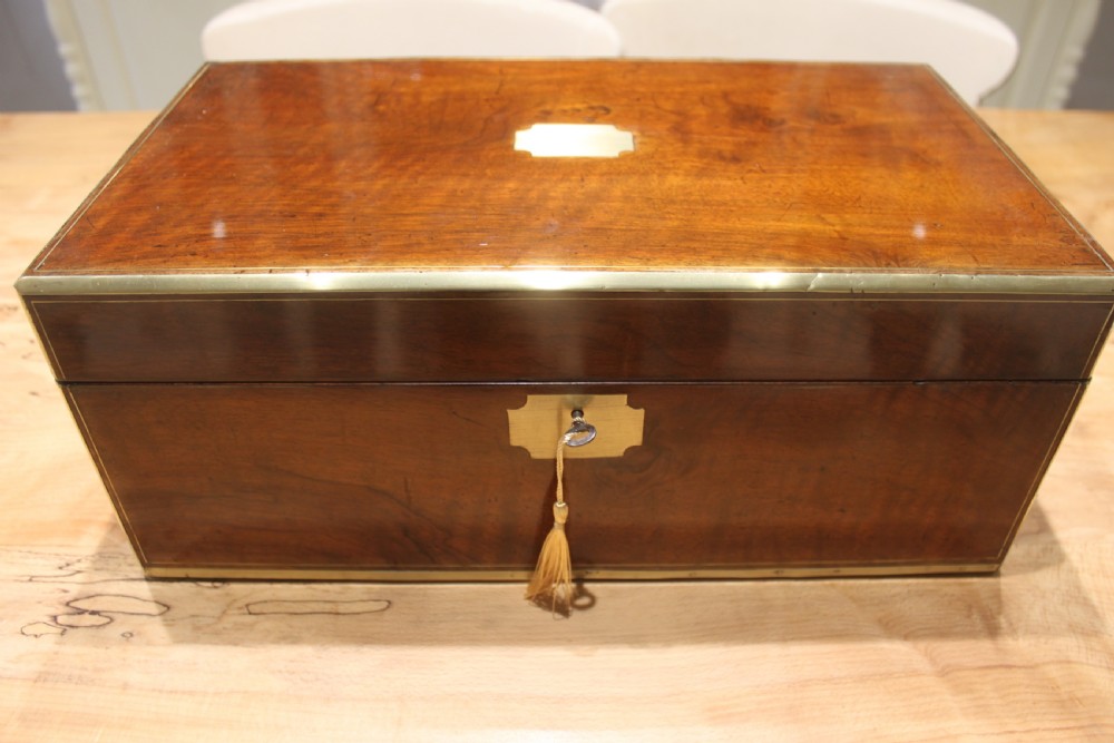 Victorian walnut writing slope with secret drawers View IV