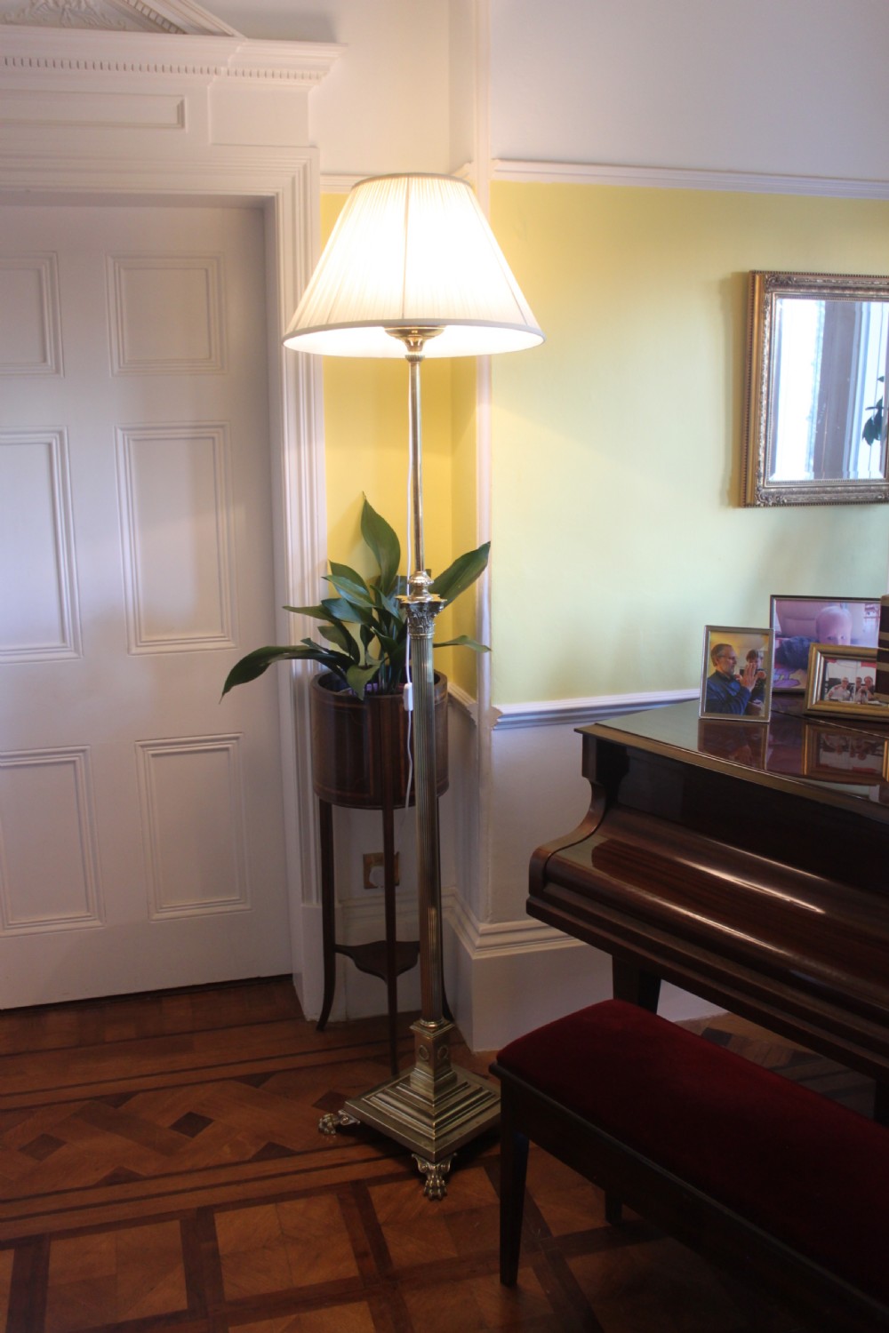 An Edwardian Corinthian column brass extending standard lamp View VI