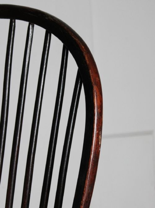 EARLY 19TH CENTURY HIGH BACK WINDSOR ARMCHAIR - ADDITIONAL PHOTO 3