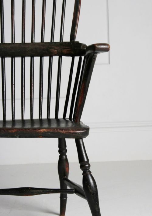 EARLY 19TH CENTURY HIGH BACK WINDSOR ARMCHAIR - ADDITIONAL PHOTO 4