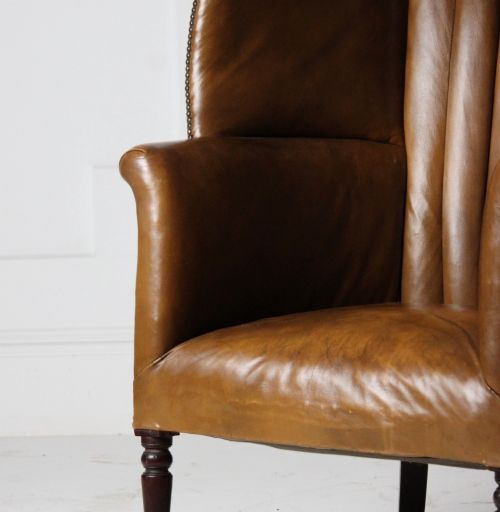 LEATHER BARREL BACK ARMCHAIR 19TH CENTURY - ADDITIONAL PHOTO 1