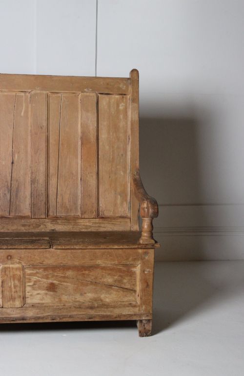PINE FARMHOUSE BOX SETTLE 19TH CENTURY - ADDITIONAL PHOTO 4