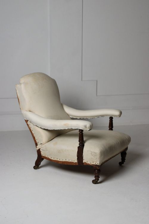 COUNTRY HOUSE OPEN ARMCHAIR BY HAMPTON SONS - ADDITIONAL PHOTO 5