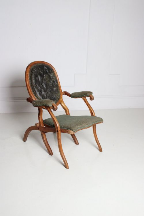 BIRDS EYE MAPLE FOLDING CAMPAIGN CHAIR