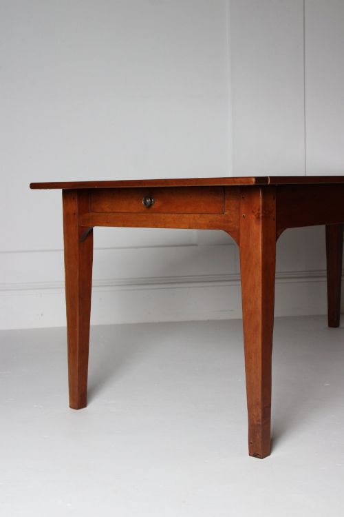 LARGE CHERRYWOOD DINING TABLE - ADDITIONAL PHOTO 3