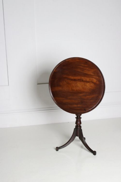 REGENCY WINE TABLE - ADDITIONAL PHOTO 1
