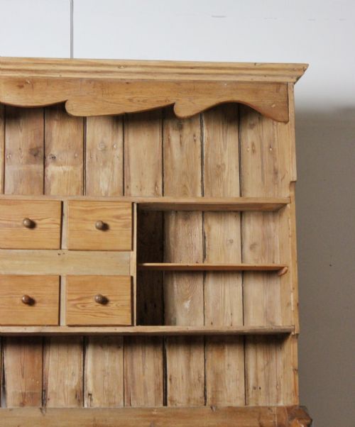 LARGE PINE FARMHOUSE DRESSER - ADDITIONAL PHOTO 3