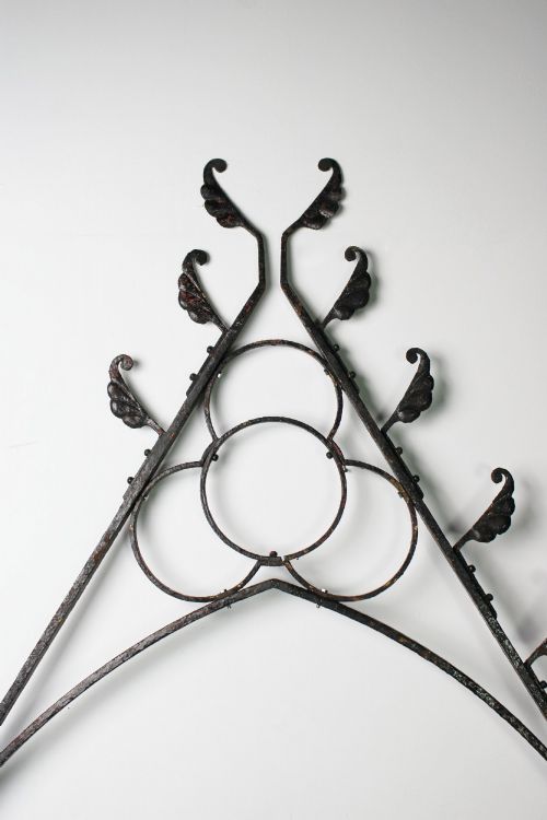 IRON GOTHIC REVIVAL ARCH BY JOHN JOHNSON C1856 - ADDITIONAL PHOTO 12