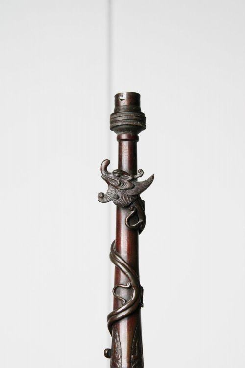 BRONZE CHINOISERIE TABLE LAMP - ADDITIONAL PHOTO 1