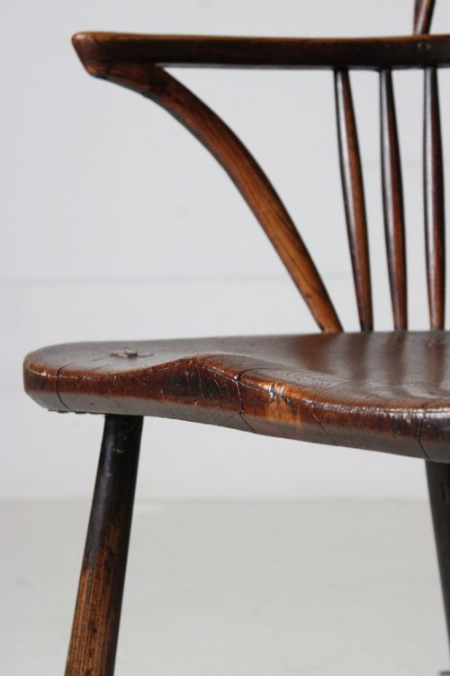 18TH CENTURY VERNACULAR WINDSOR ARMCHAIR - ADDITIONAL PHOTO 2