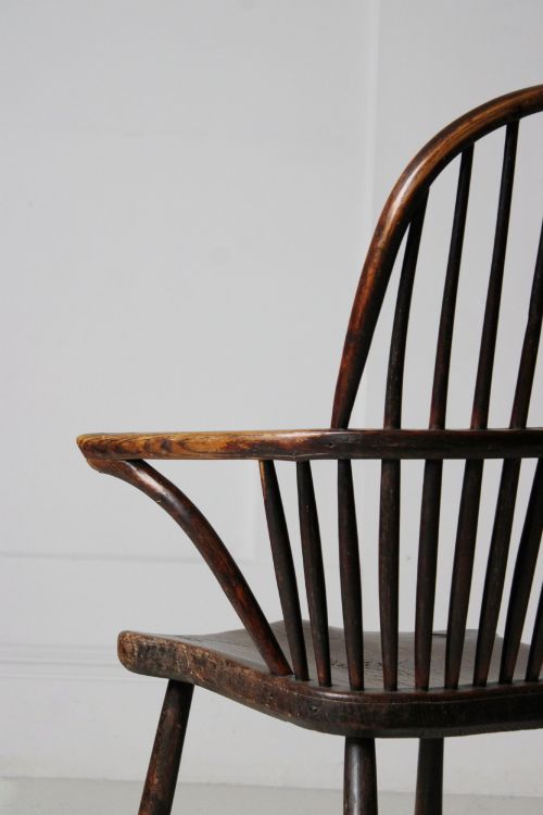 18TH CENTURY VERNACULAR WINDSOR ARMCHAIR - ADDITIONAL PHOTO 8
