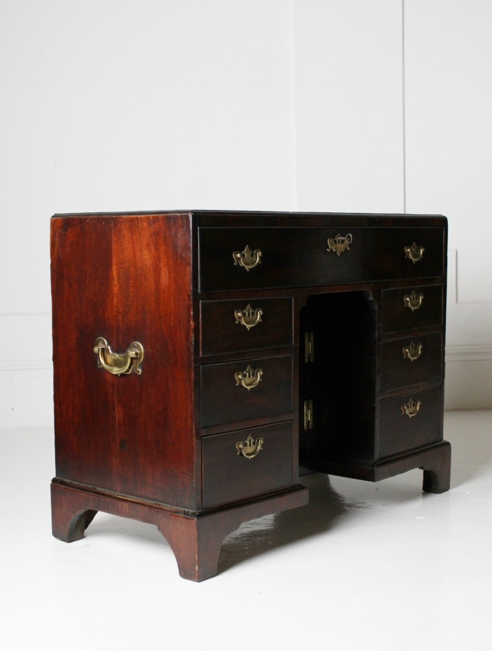 George II red walnut kneehole desk View IV