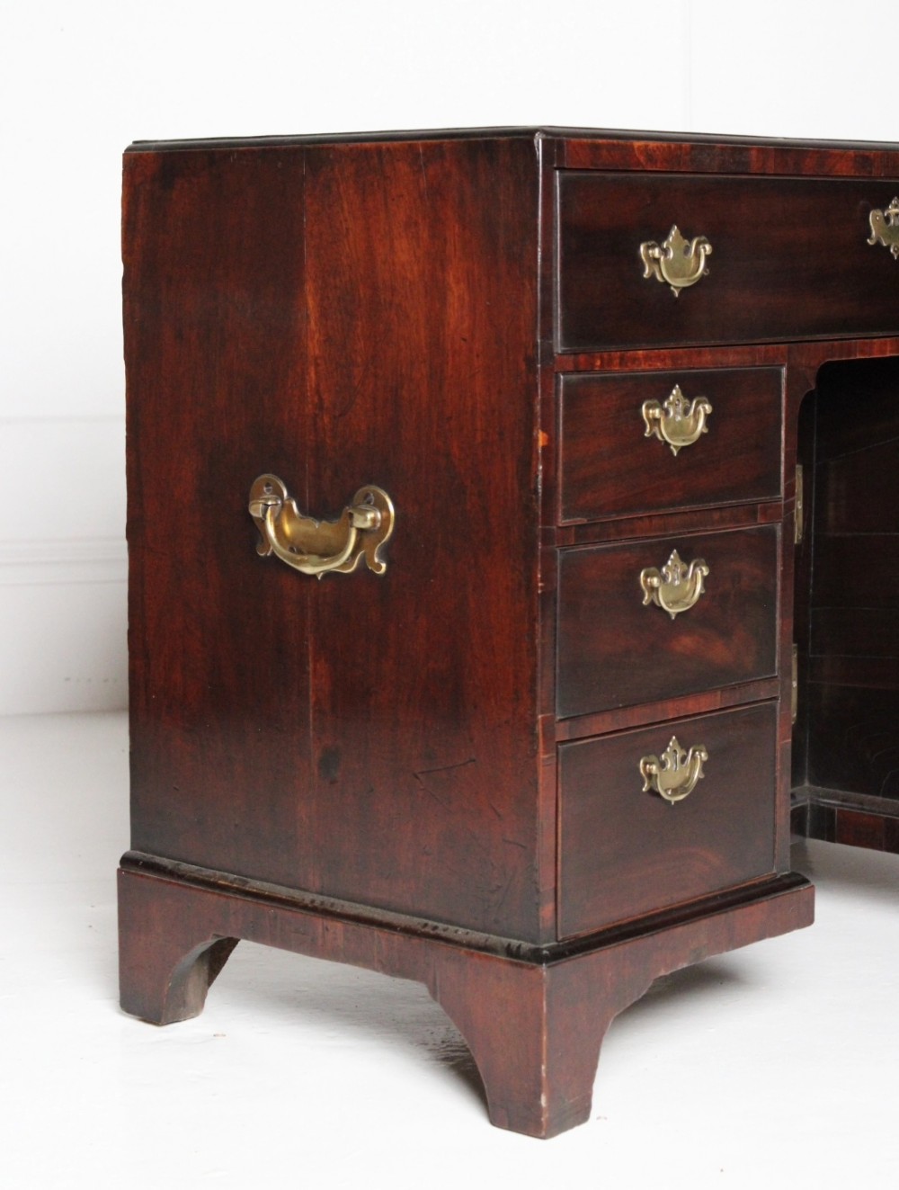 George II red walnut kneehole desk View V