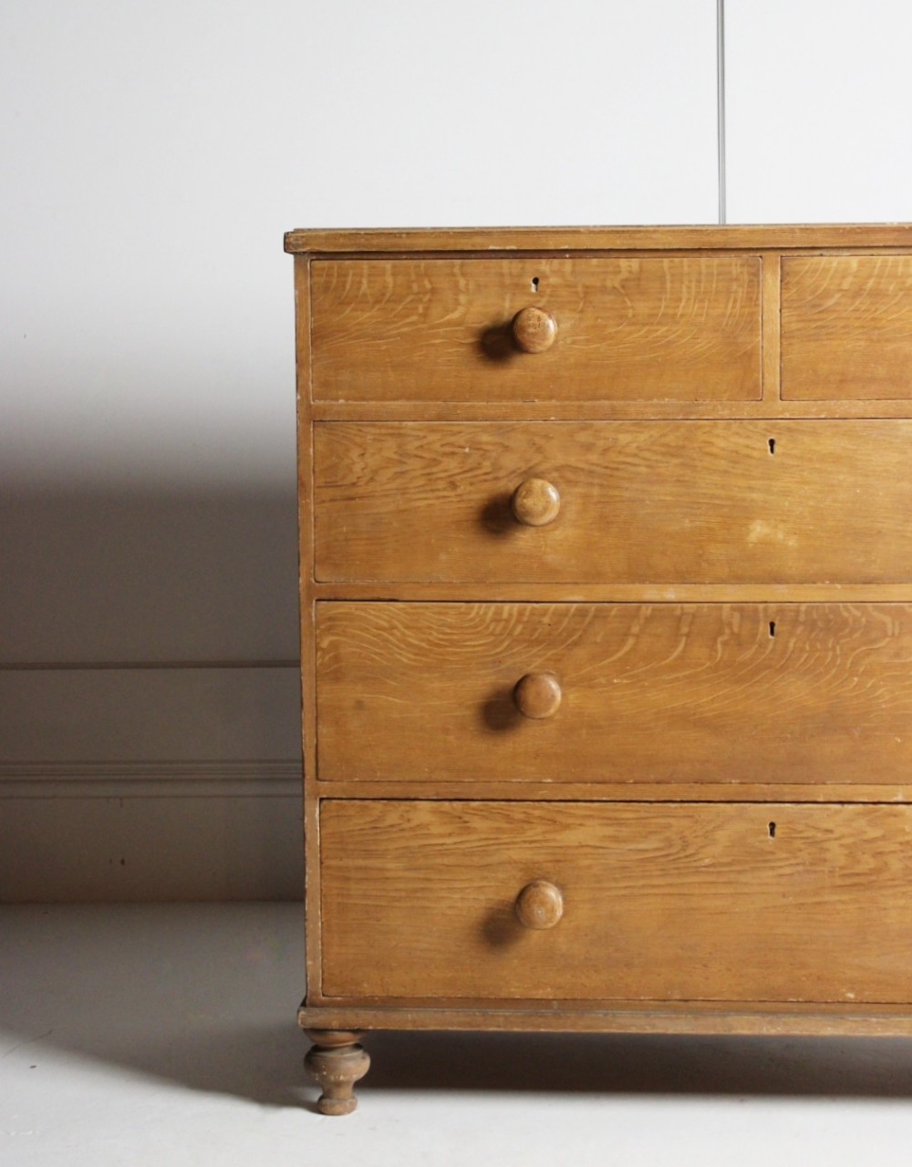 Pine drawers in original paint 19th century View V