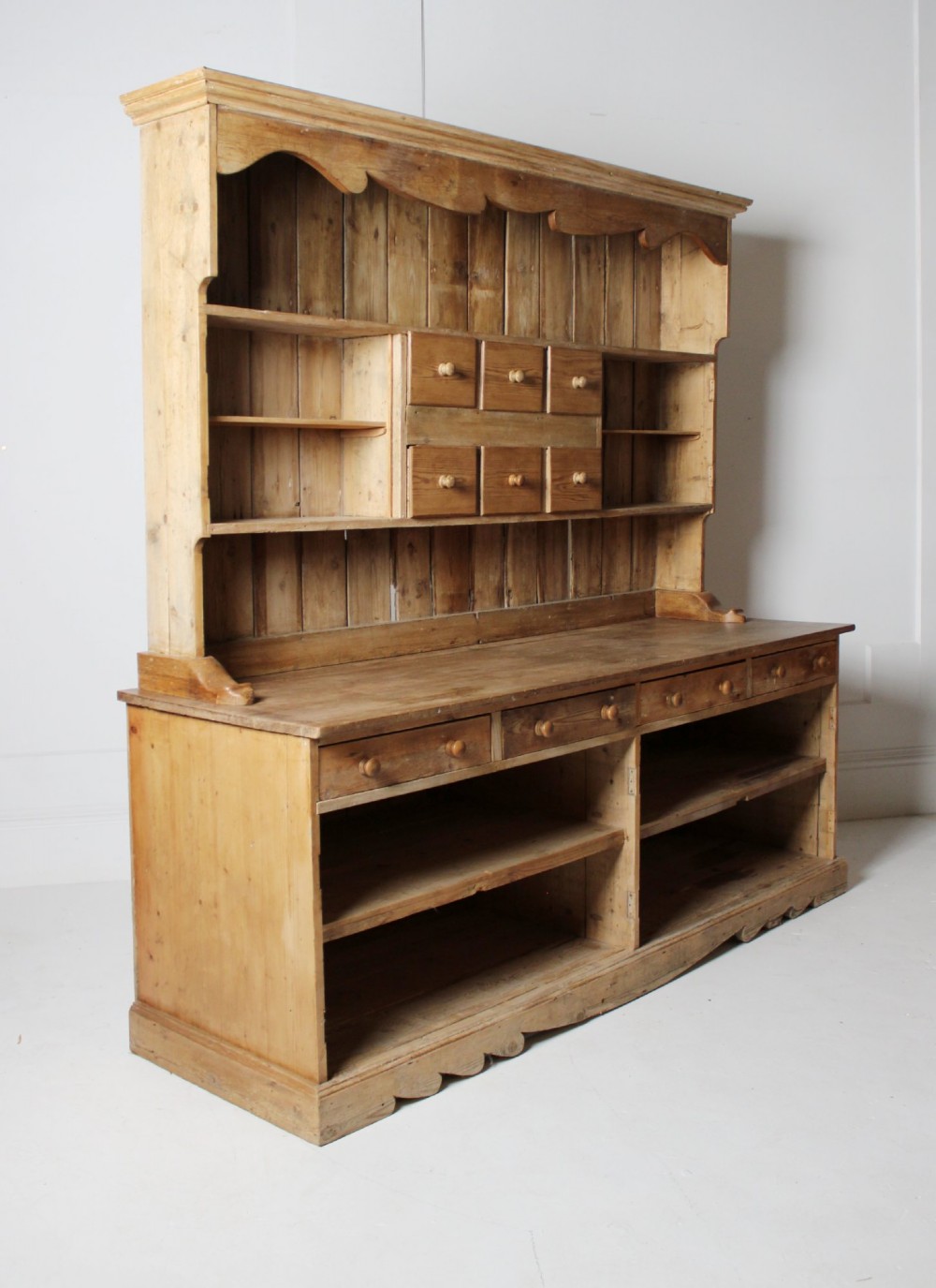 Large pine farmhouse dresser View V
