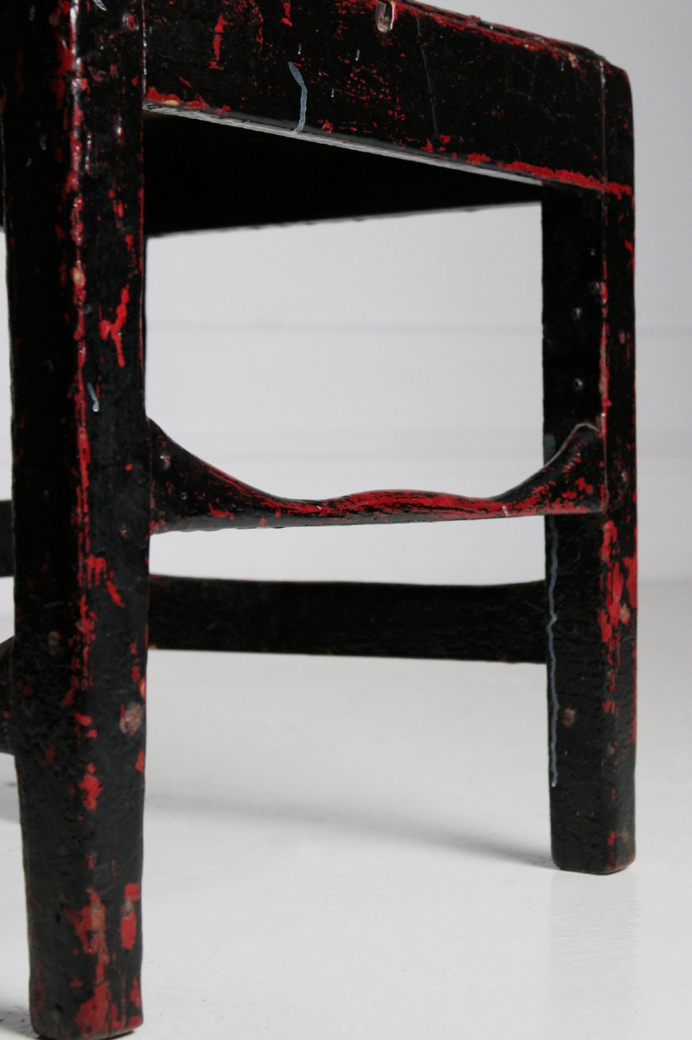 Painted pine primitive Irish chair View III