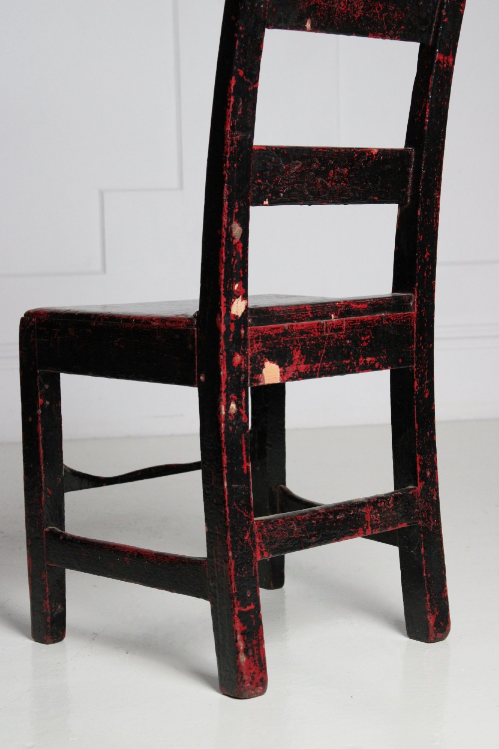 Painted pine primitive Irish chair View VII