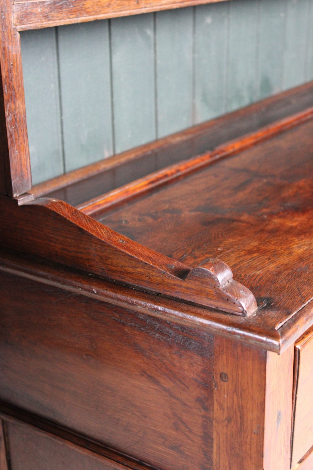 George III country dog kennel dresser in oak View V