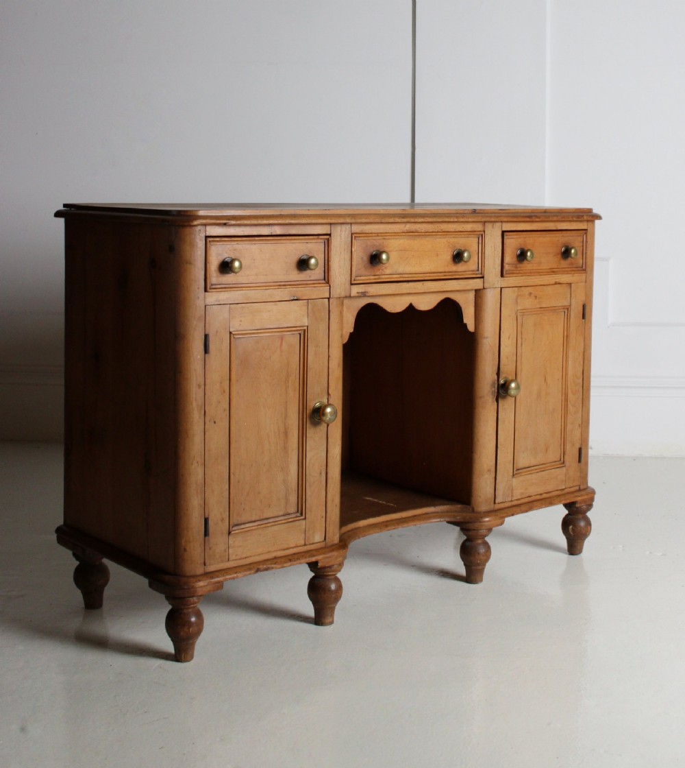 Pine dog kennel dresser base 19th century View VI