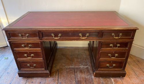 Large Pedestal Desk in Mahogany