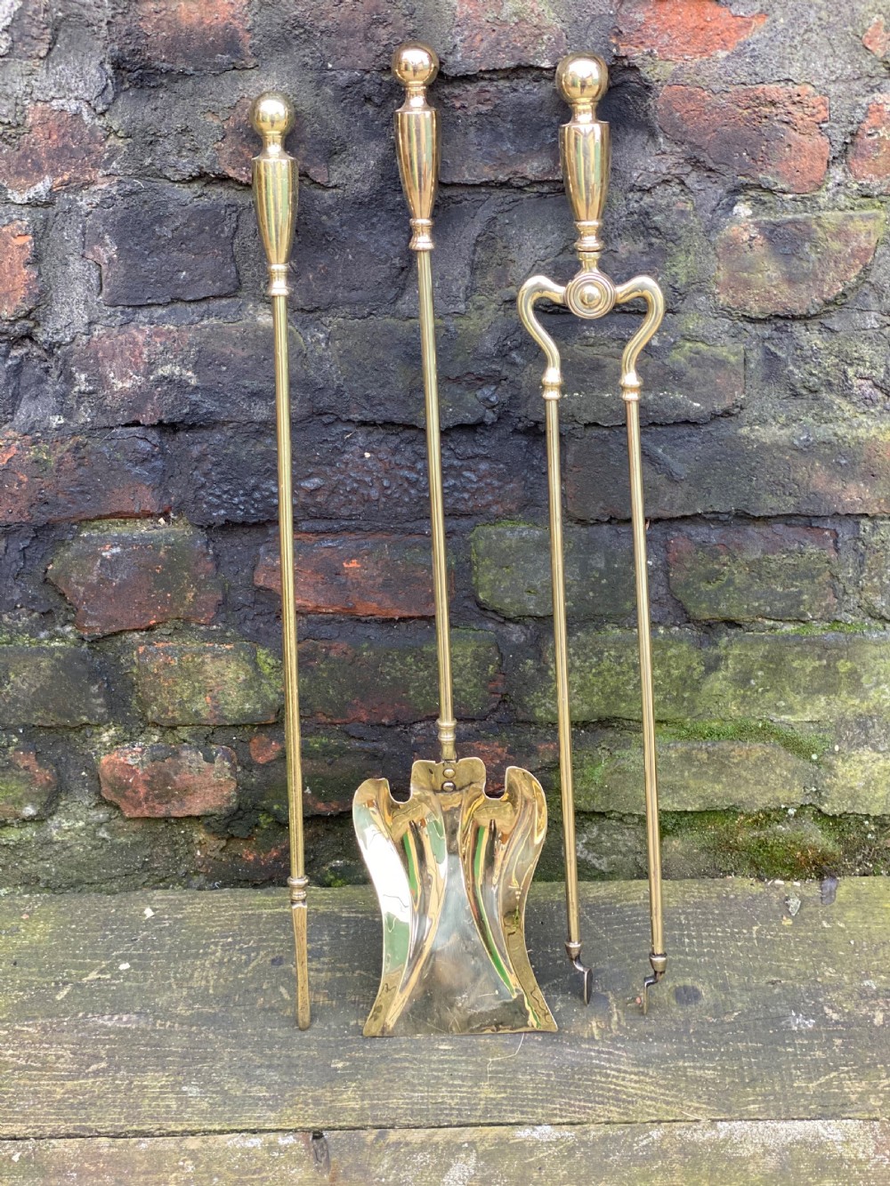 Set of C19th brass fire irons  View III