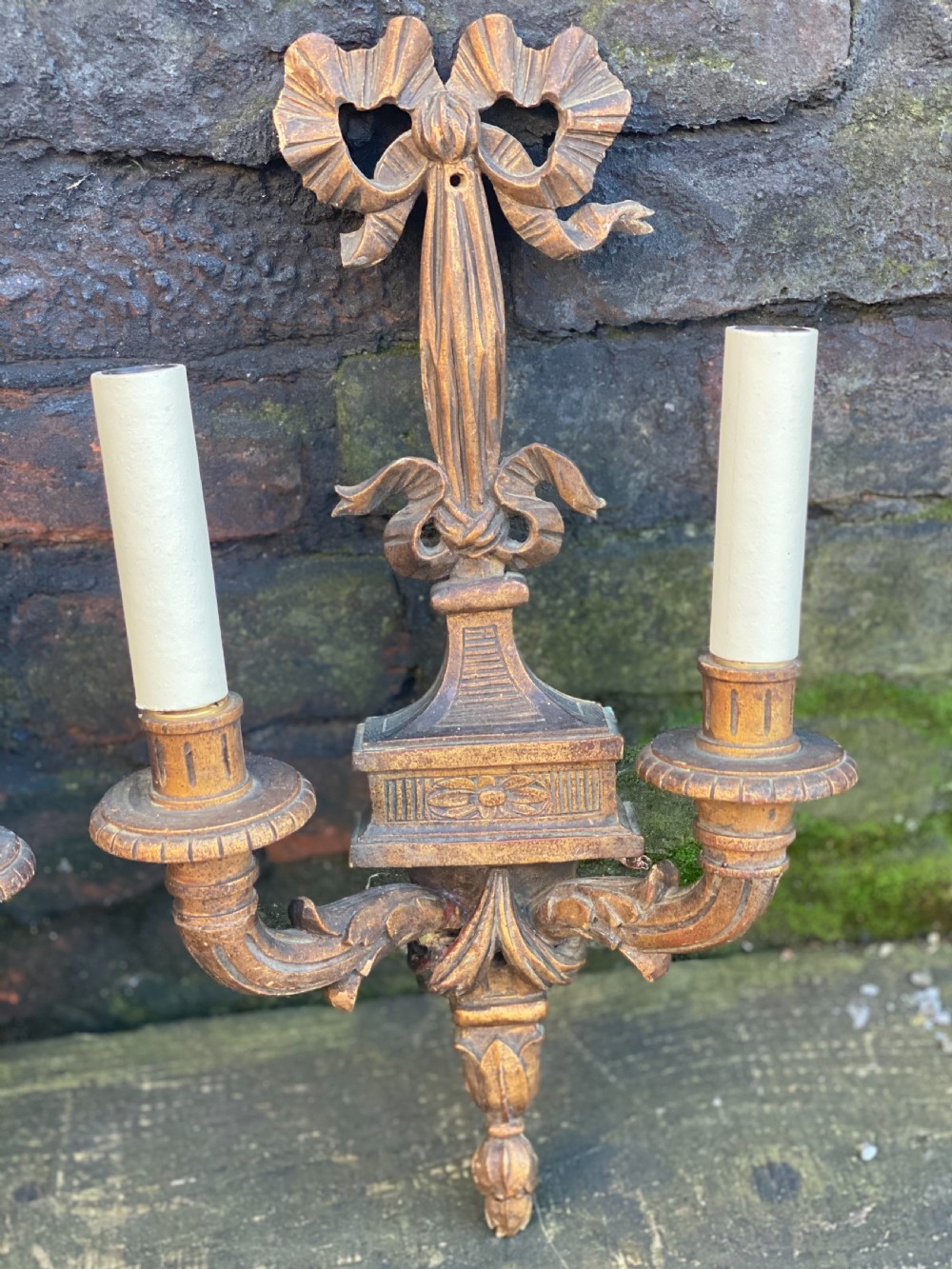 Pair of Edwardian giltwood wall lights  View II