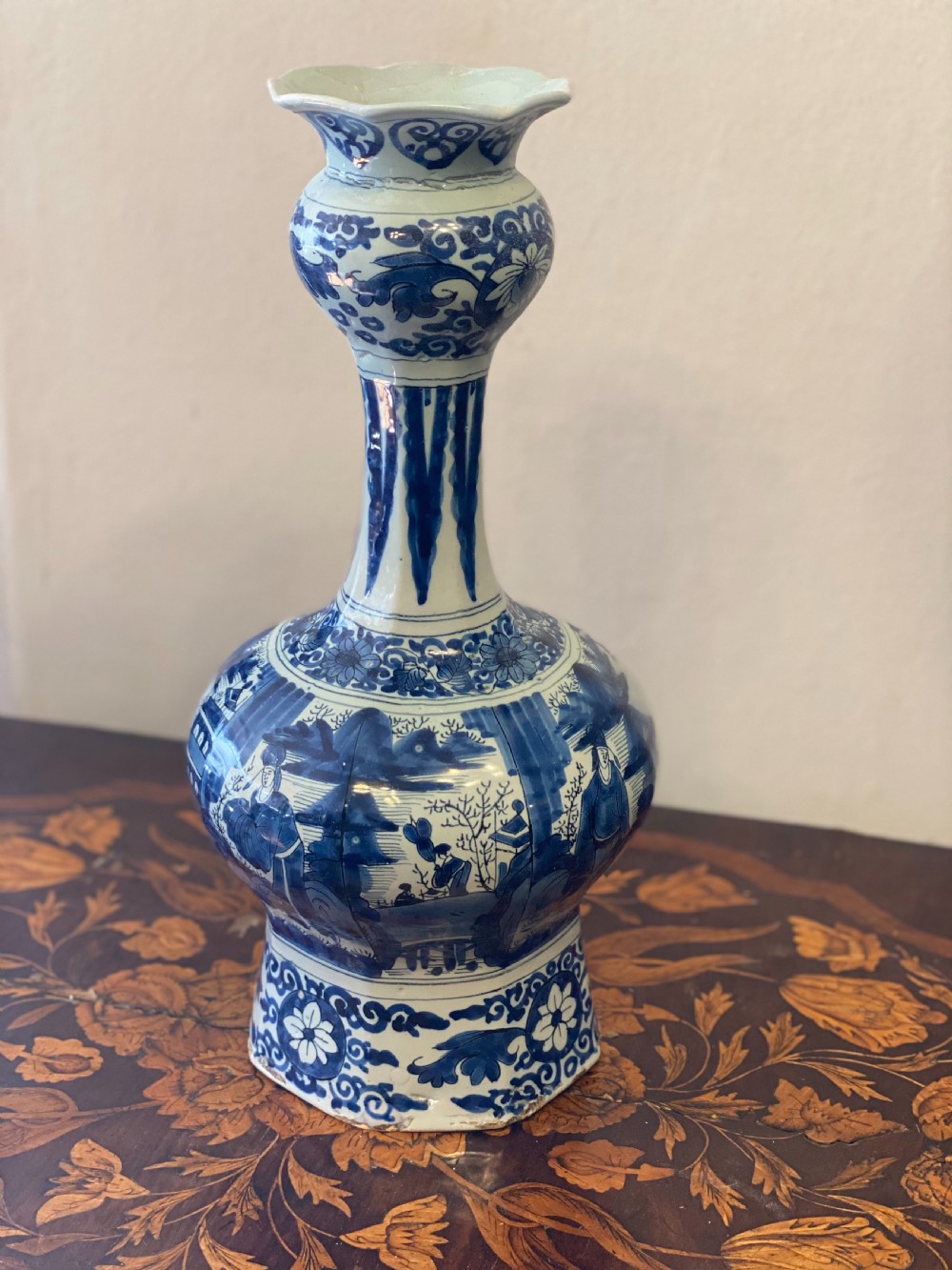 C18th large delft vase 