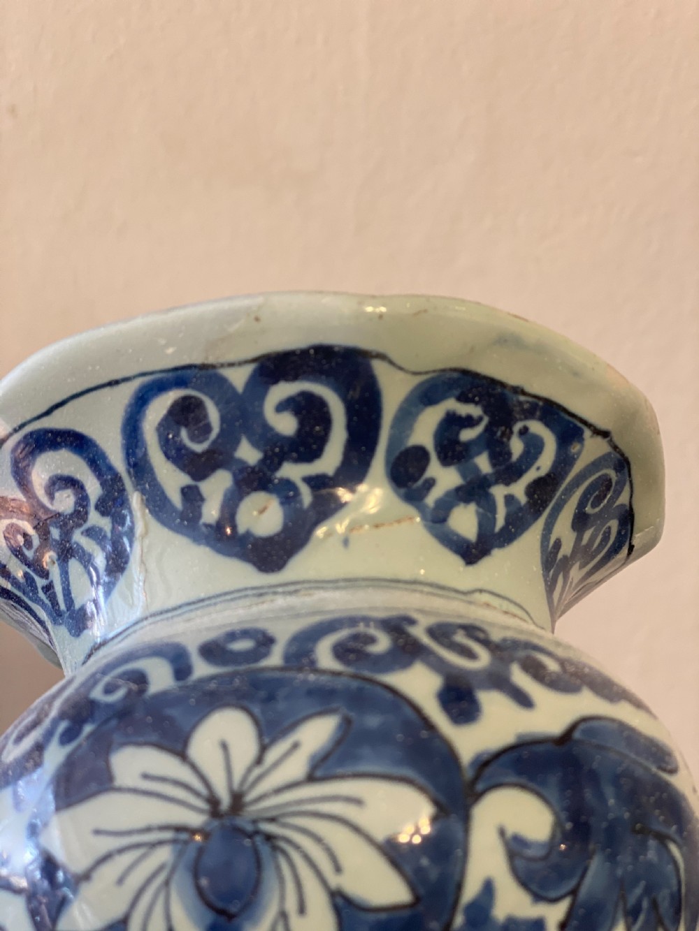 C18th large delft vase  View IX
