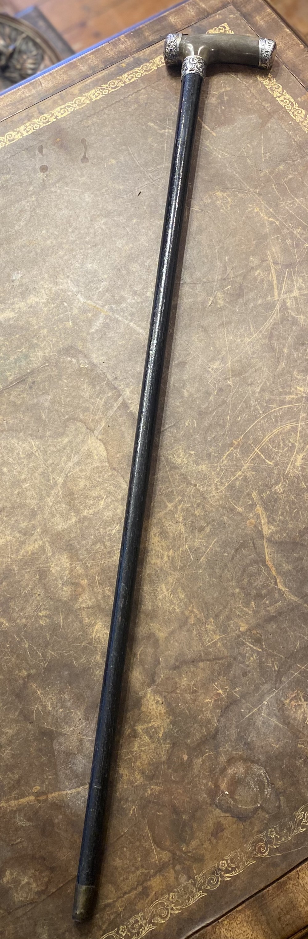 Horn topped walking stick with HM silver mounts 