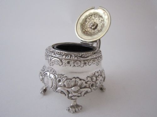 ANTIQUE GEORGE IV STERLING SILVER MUSTARD POT - ADDITIONAL PHOTO 4