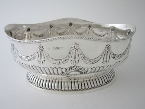 antique victorian sterling silver bowl - CATEGORY: ANTIQUE SILVER - DATED VICTORIAN