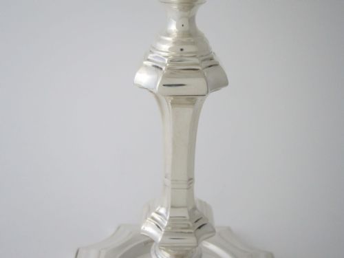 ANTIQUE GEORGE V STERLING SILVER CANDLESTICKS - ADDITIONAL PHOTO 3