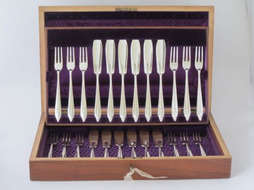 scottish antique sterling silver fish knives and forks - CATEGORY: ANTIQUE SILVER - DATED EDWARDIAN