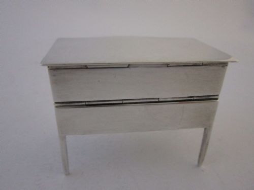 ANTIQUE EDWARDIAN STERLING SILVER STAMP BOX - ADDITIONAL PHOTO 4