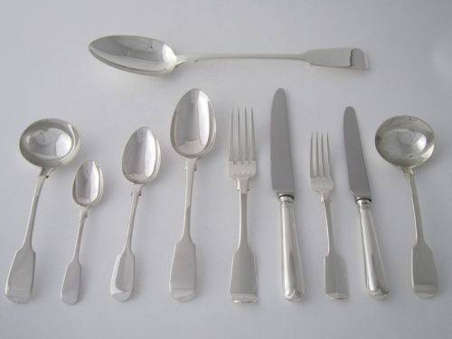 ANTIQUE VICTORIAN STERLING SILVER CANTEEN OF CUTLERY - ADDITIONAL PHOTO 1