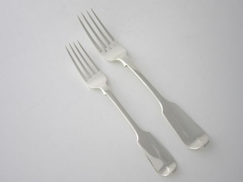 ANTIQUE VICTORIAN STERLING SILVER CANTEEN OF CUTLERY - ADDITIONAL PHOTO 3
