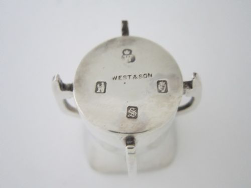 SIX IRISH ANTIQUE STERLING SILVER LIQUEUR TOTS - ADDITIONAL PHOTO 5