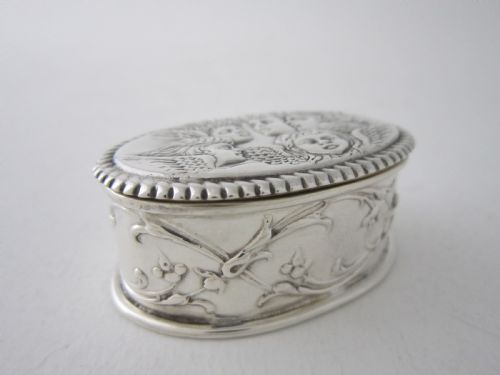 ANTIQUE VICTORIAN STERLING SILVER TRINKET BOX - ADDITIONAL PHOTO 1