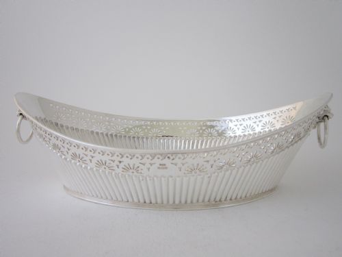 antique edwardian sterling silver dish - CATEGORY: ANTIQUE SILVER - DATED EDWARDIAN