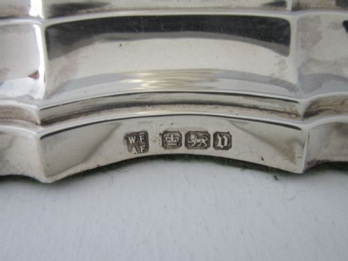 SET OF FOUR ANTIQUE GEORGE V STERLING SILVER CANDLESTICKS - ADDITIONAL PHOTO 9