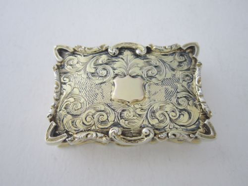 ANTIQUE VICTORIAN STERLING SILVER GILT VINAIGRETTE - ADDITIONAL PHOTO 8