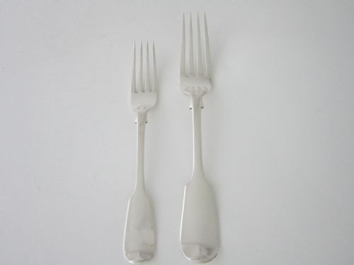 ANTIQUE VICTORIAN STERLING SILVER CANTEEN OF CUTLERY - ADDITIONAL PHOTO 5