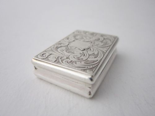 ANTIQUE VICTORIAN STERLING SILVER VINAIGRETTE - ADDITIONAL PHOTO 1